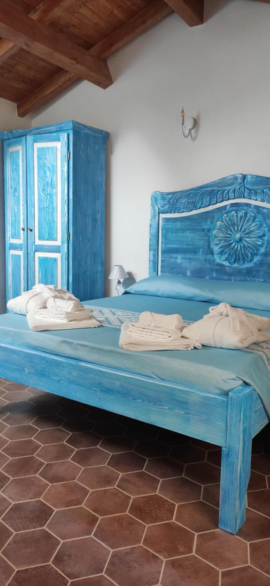Regnos Altos Boutique Rooms Bosa Phòng bức ảnh